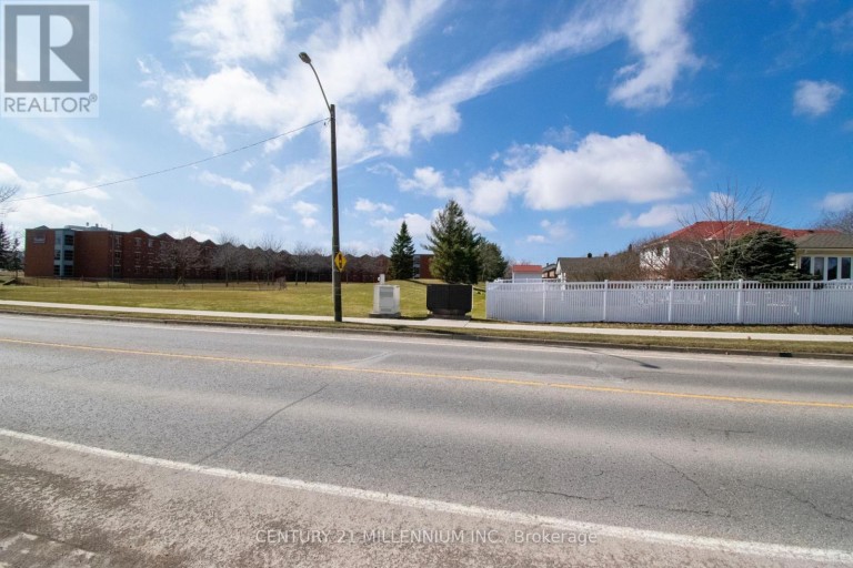 3 COLLEGE PARK DRIVE, Welland (N. Welland), Ontario, L3C6Z6