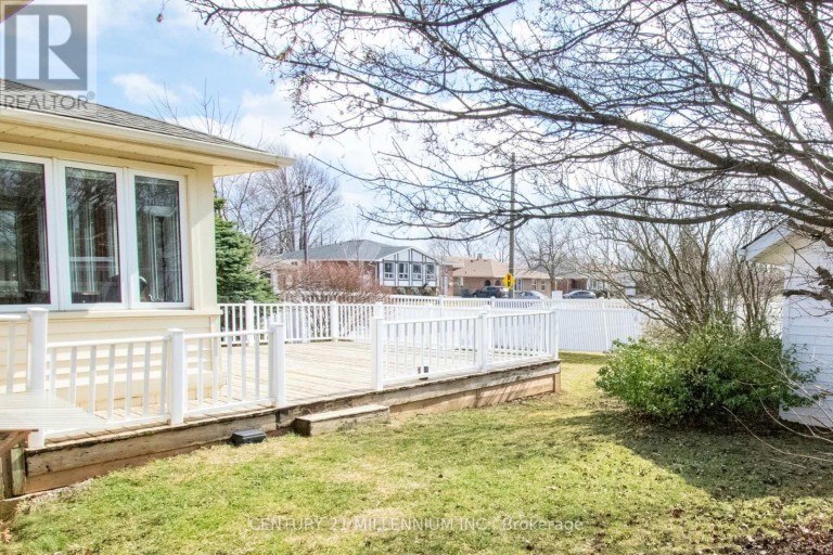 3 COLLEGE PARK DRIVE, Welland (N. Welland), Ontario, L3C6Z6