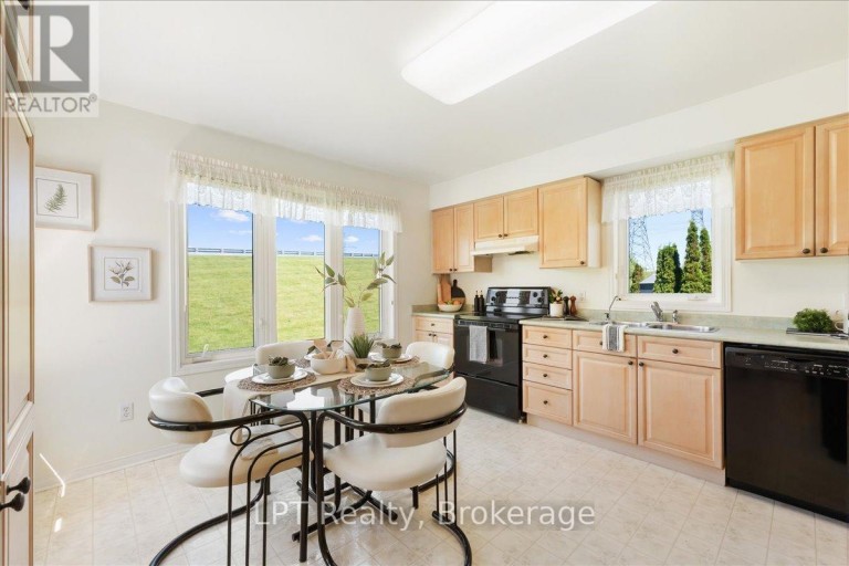 5 NIAGARA TRAIL, Clarington (Bowmanville), Ontario, L1B1A2