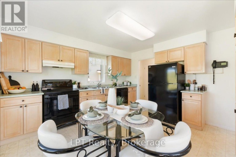 5 NIAGARA TRAIL, Clarington (Bowmanville), Ontario, L1B1A2