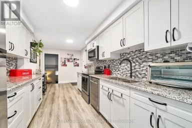 607 FOXRUN COURT Oshawa (Pinecrest) Ontario photo 12