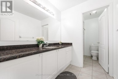 29 BEACHPOINT BOULEVARD Brampton (Fletcher's Meadow) Ontario photo 36