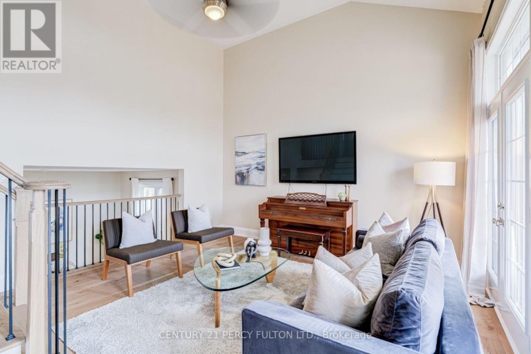 1825 PARKHURST CRESCENT, Pickering (Duffin Heights), Ontario, L1X0B1