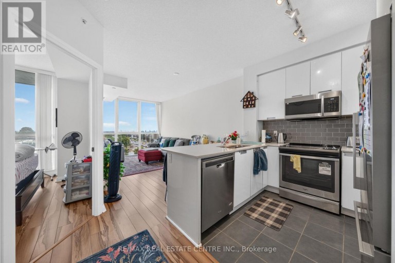 605 - 55 EGLINTON AVENUE W, Mississauga (Hurontario), Ontario, L5R0E4