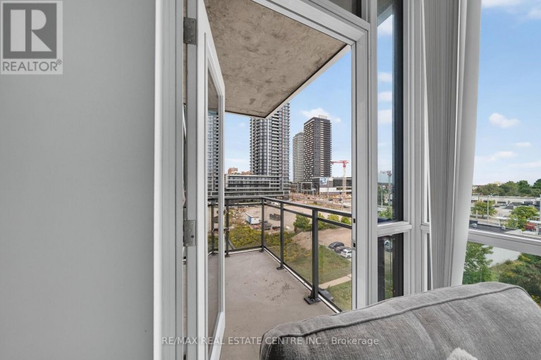605 - 55 EGLINTON AVENUE W, Mississauga (Hurontario), Ontario, L5R0E4