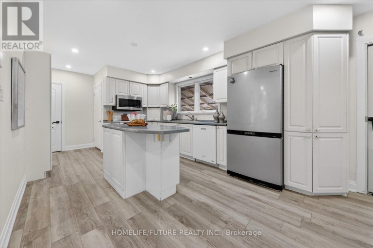2111 PRESTONVALE ROAD, Clarington (Courtice), Ontario, L1E2S2