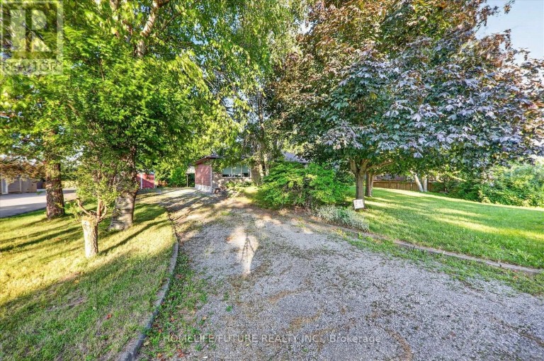 2111 PRESTONVALE ROAD, Clarington (Courtice), Ontario, L1E2S2