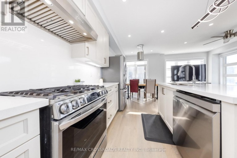 15 PERCY RYE AVENUE, Markham (Angus Glen), Ontario, L6C3K1