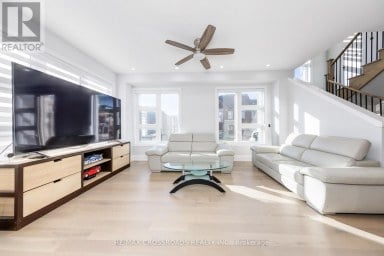 15 PERCY RYE AVENUE Markham (Angus Glen) Ontario photo 16