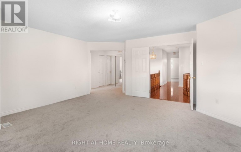 5994 TWEED COURT, Mississauga (Central Erin Mills), Ontario, L5M5S6