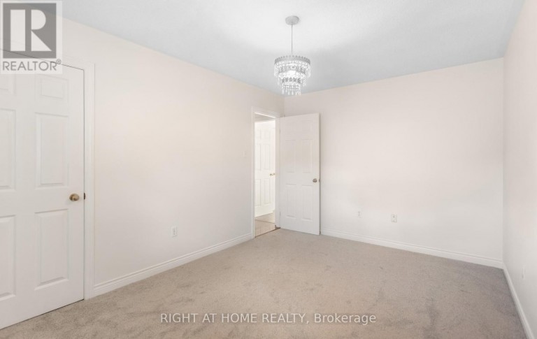 5994 TWEED COURT, Mississauga (Central Erin Mills), Ontario, L5M5S6
