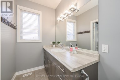 21 CAVERHILL CRESCENT Middlesex Centre (Komoka) Ontario photo 25