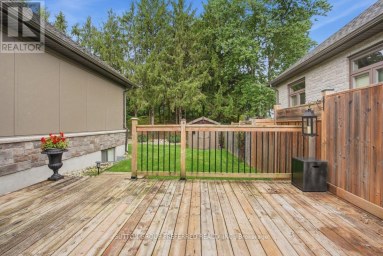 21 CAVERHILL CRESCENT Middlesex Centre (Komoka) Ontario photo 46
