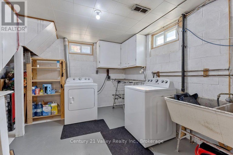 785 EIGHTH STREET, Renfrew, Ontario, K7V1B5