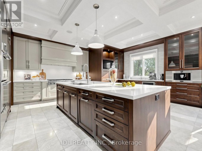 105 ARJAY CRESCENT, Toronto (Bridle Path-Sunnybrook-York Mills), Ontario, M2L1C6