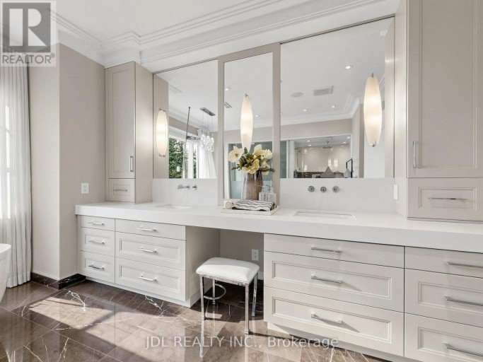 105 ARJAY CRESCENT, Toronto (Bridle Path-Sunnybrook-York Mills), Ontario, M2L1C6