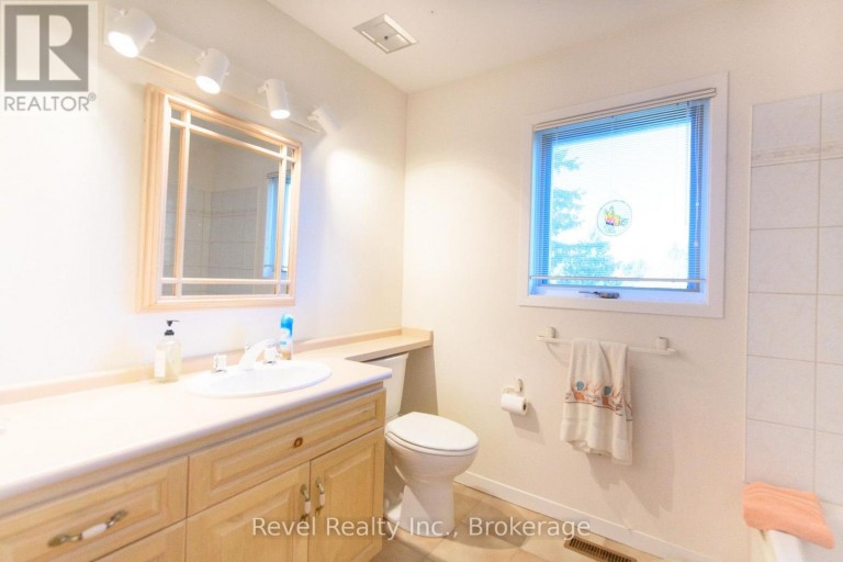 150 WYANDOT COURT, Blue Mountains, Ontario, L9Y0S4