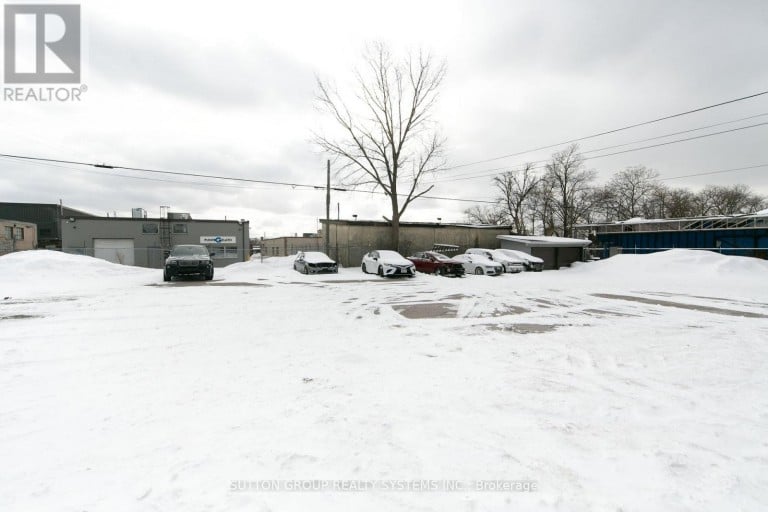 25 & 29 MILFORD AVENUE, Toronto (Brookhaven-Amesbury), Ontario, M6M2W1