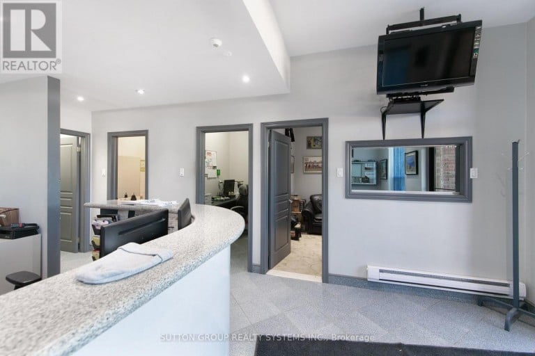 25 & 29 MILFORD AVENUE, Toronto (Brookhaven-Amesbury), Ontario, M6M2W1