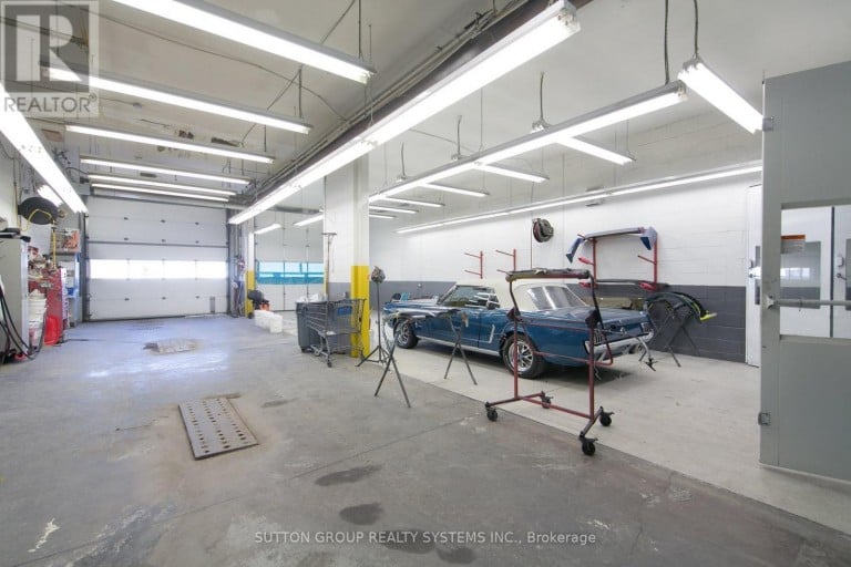 25 & 29 MILFORD AVENUE, Toronto (Brookhaven-Amesbury), Ontario, M6M2W1
