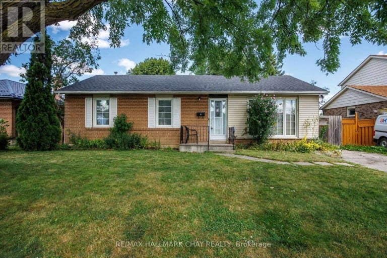 41 ABERDEEN CRESCENT, Brampton (Avondale), Ontario, L6T2P8