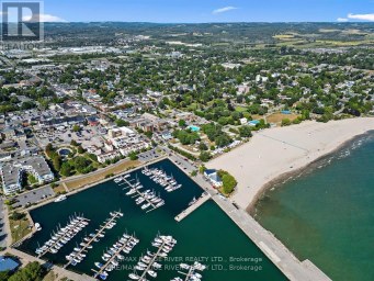 C - 201 DIVISION STREET Cobourg Ontario photo 7