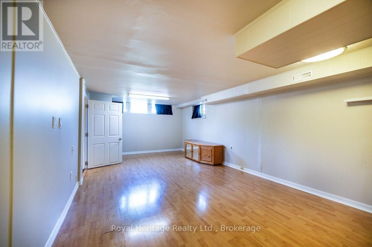 42 THORNCROFT CRESCENT, Ajax (South East), Ontario, L1S2S2