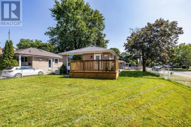 42 THORNCROFT CRESCENT Ajax (South East) Ontario photo 2