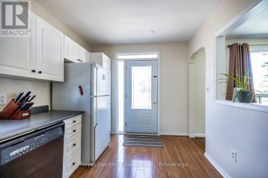 42 THORNCROFT CRESCENT Ajax (South East) Ontario photo 7