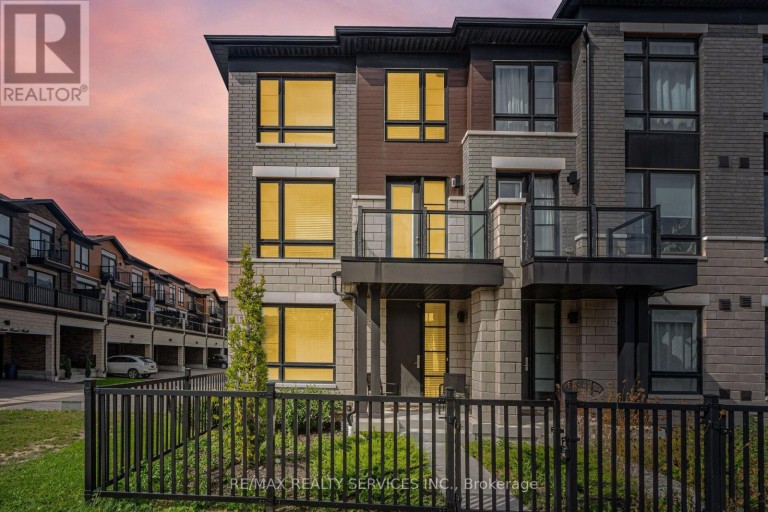 274 CARNWITH DRIVE E, Whitby (Brooklin), Ontario, L1M0M3