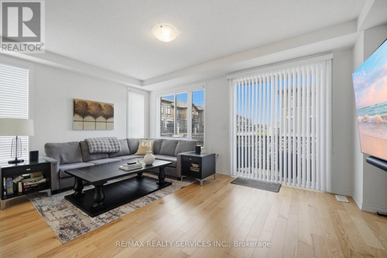 274 CARNWITH DRIVE E, Whitby (Brooklin), Ontario, L1M0M3