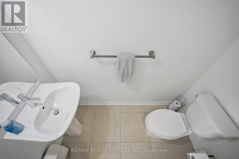 274 CARNWITH DRIVE E, Whitby (Brooklin), Ontario, L1M0M3
