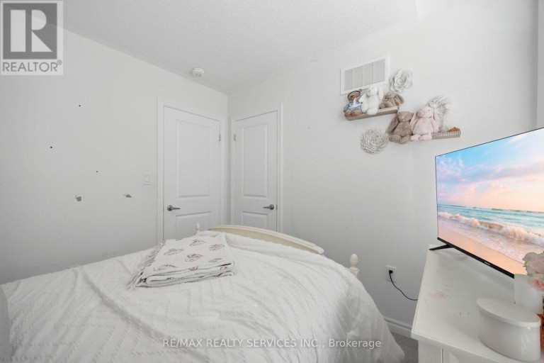 274 CARNWITH DRIVE E, Whitby (Brooklin), Ontario, L1M0M3