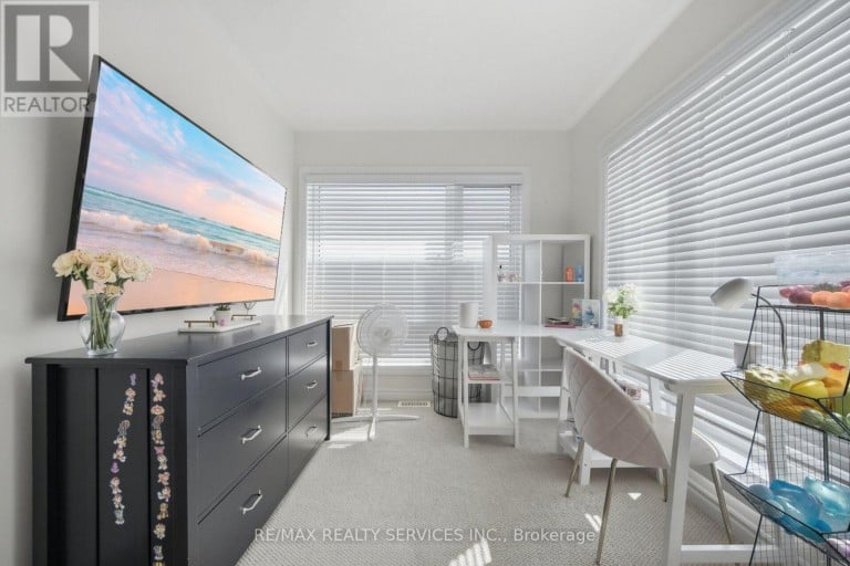 274 CARNWITH DRIVE E, Whitby (Brooklin), Ontario, L1M0M3