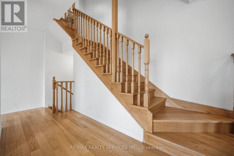 274 CARNWITH DRIVE E, Whitby (Brooklin), Ontario, L1M0M3