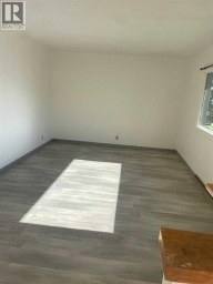 120 54 Avenue NW Calgary Alberta photo 5