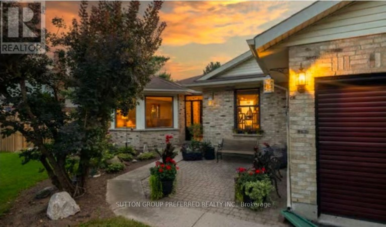129 TINER AVENUE, Thames Centre (Dorchester), Ontario, N0L1G2