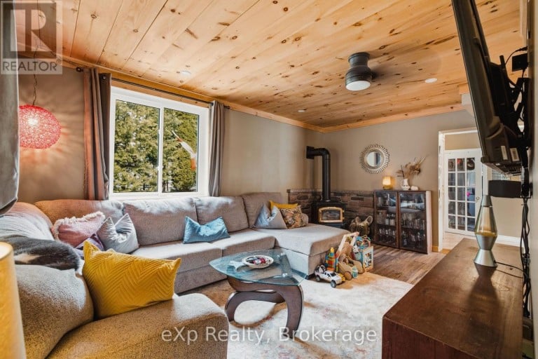 27 ELLEN STREET, Grey Highlands, Ontario, N0C1E0