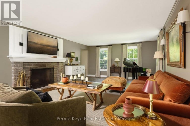 74 WOODLAND DRIVE, Bracebridge, Ontario, P1L1M2
