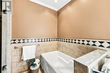 717 WESTWOOD DRIVE Cobourg Ontario photo 36
