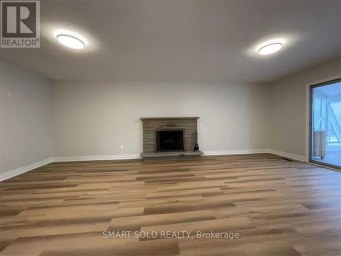 GROUND & LOWER - 9 SALINGER COURT Toronto (Pleasant View) Ontario photo 3