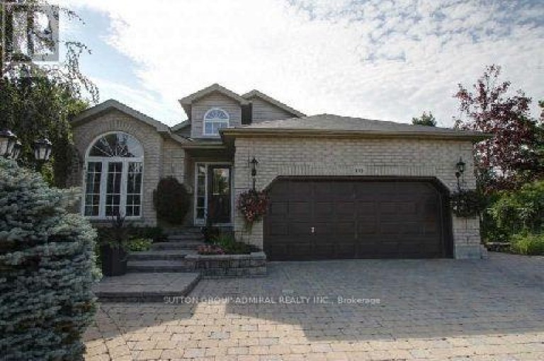 153 NIAGARA DRIVE, Oshawa (Samac), Ontario, L1G8A6