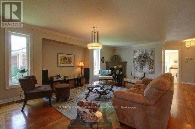 153 NIAGARA DRIVE Oshawa (Samac) Ontario photo 5