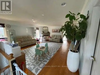 MAIN LEVEL - 153 NIAGARA DRIVE Oshawa (Samac) Ontario photo 5