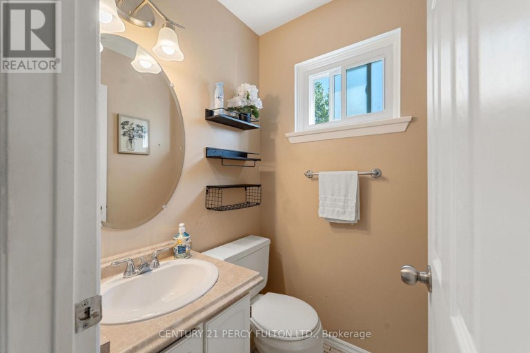 98 DOREEN CRESCENT, Clarington (Bowmanville), Ontario, L1C3W8