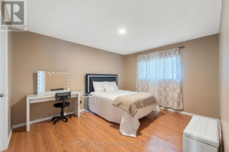 98 DOREEN CRESCENT, Clarington (Bowmanville), Ontario, L1C3W8