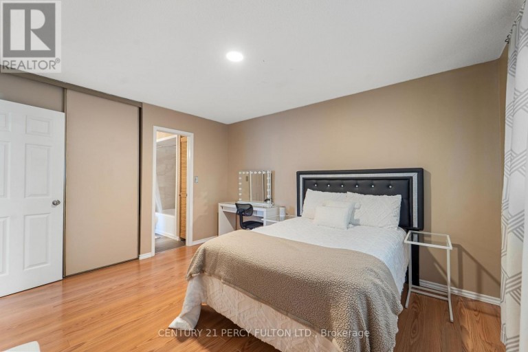 98 DOREEN CRESCENT, Clarington (Bowmanville), Ontario, L1C3W8