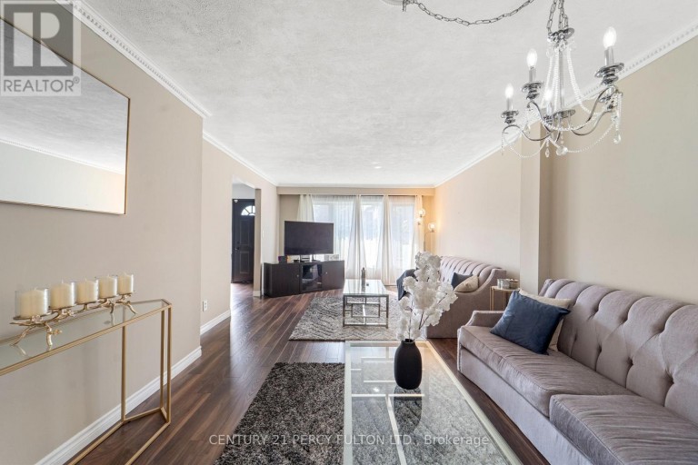 98 DOREEN CRESCENT, Clarington (Bowmanville), Ontario, L1C3W8