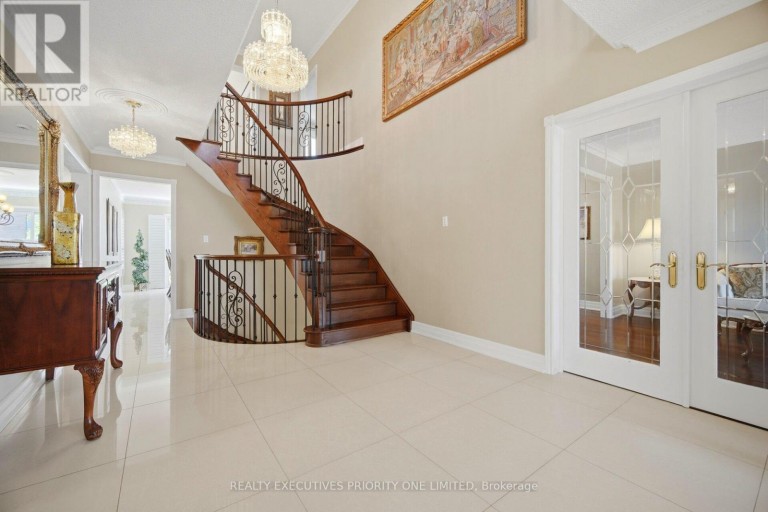 139 JADE CRESCENT, Vaughan (West Woodbridge), Ontario, L4L6M1