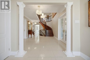 139 JADE CRESCENT Vaughan (West Woodbridge) Ontario photo 3